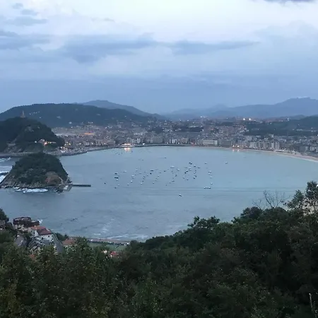 Arch. * سان سيباستيان